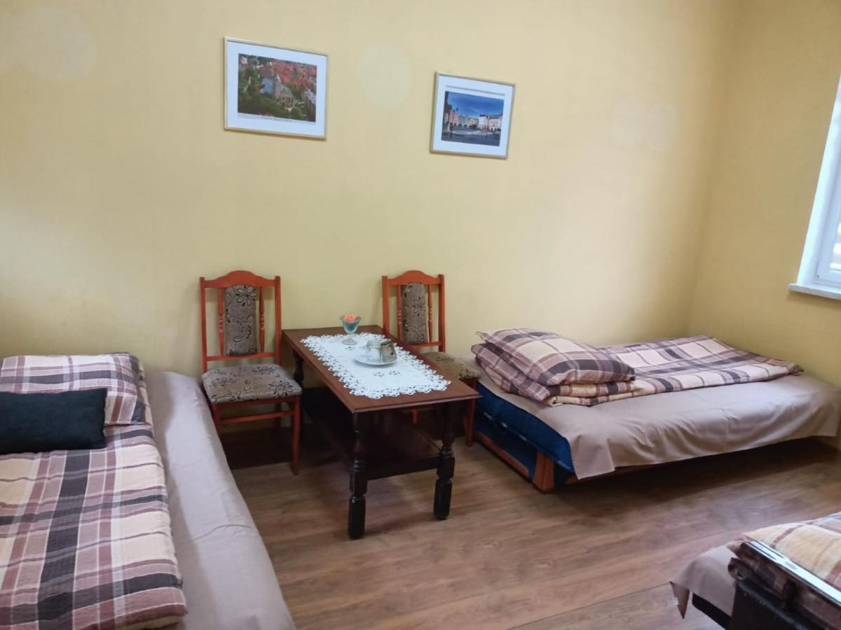 Motel Sportowy Osir 亚沃尔 外观 照片