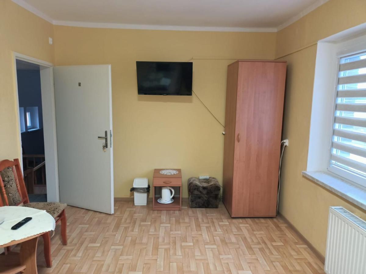 Motel Sportowy Osir 亚沃尔 外观 照片