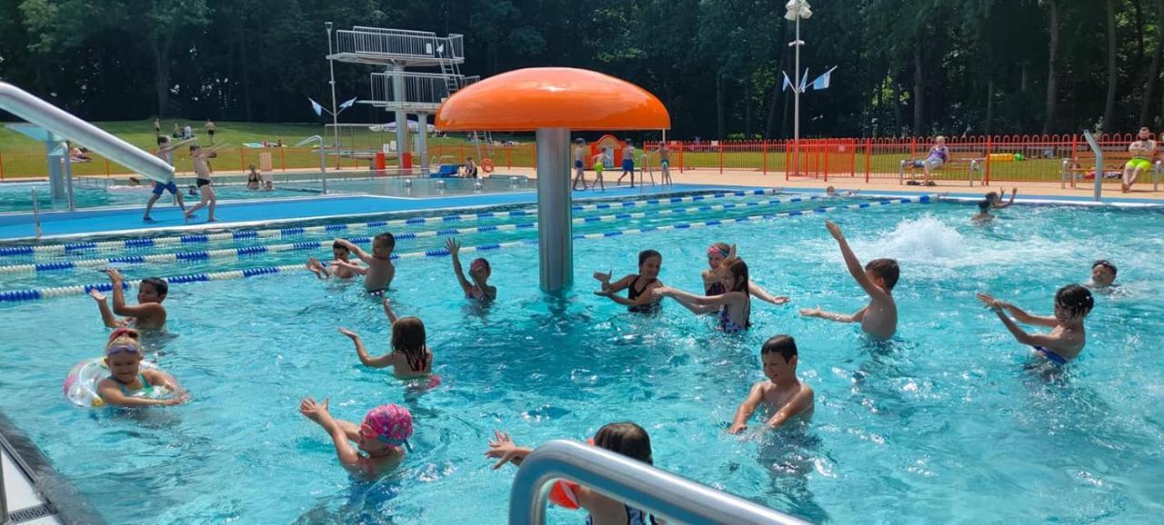 Motel Sportowy Osir 亚沃尔 外观 照片
